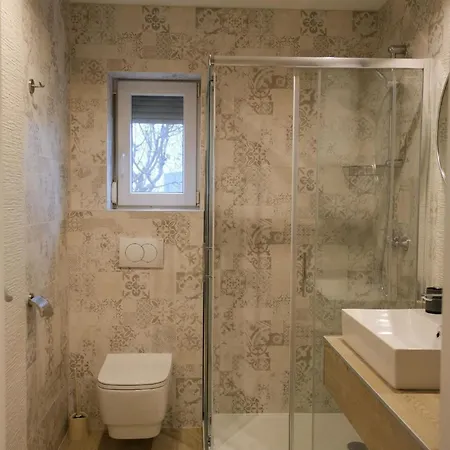Ferienstudio Mit Grosszuegigem Doppelbett, Eigener Terrasse Und Separatem Wohn- Und Schlafzimmer Apartament Medulin